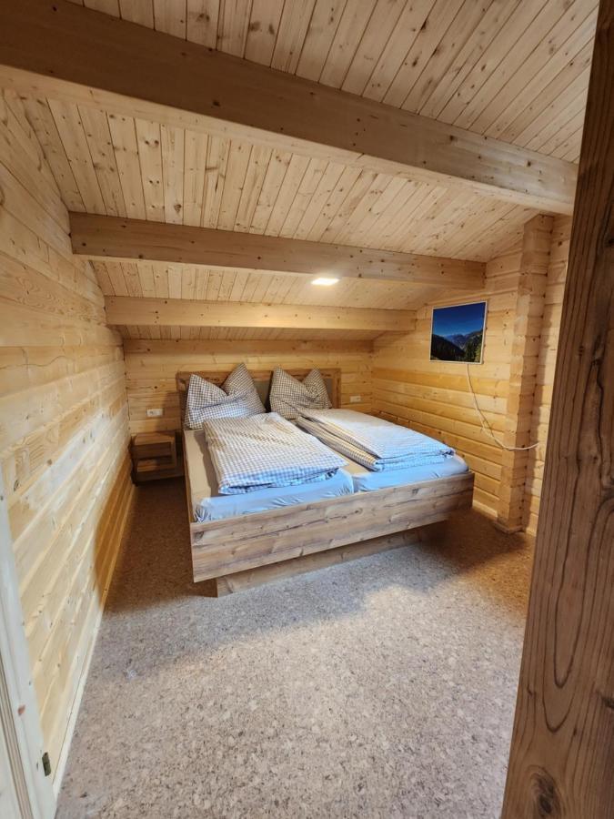 Lipphuette Top Lage Mit Traumhafter Aussicht راوريس المظهر الخارجي الصورة