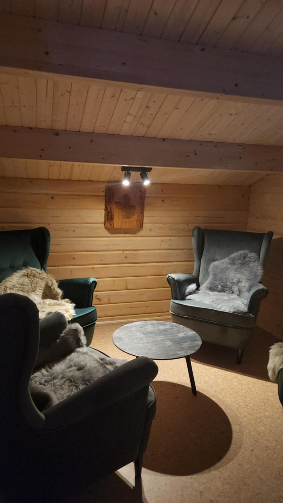 Lipphuette Top Lage Mit Traumhafter Aussicht راوريس المظهر الخارجي الصورة